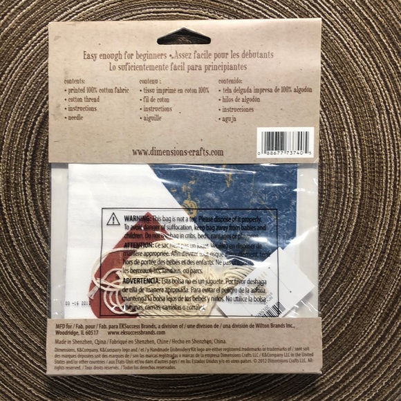 Dimensions British Heart Fabric Applique - Picture 3 of 4